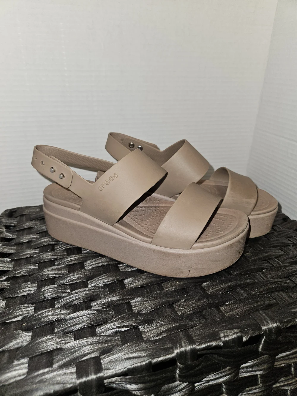 CROCS Kids Platform Sandals in Taupe
